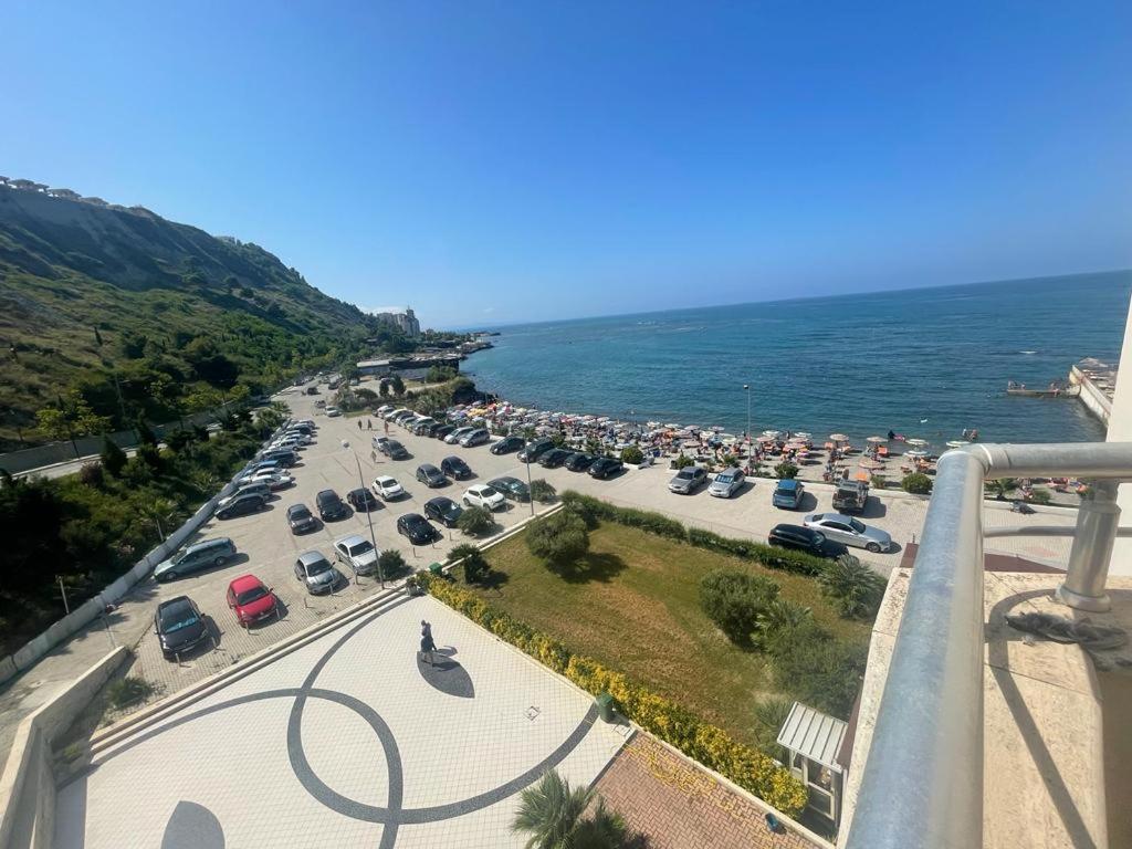 Hotel Ferrara Durres Exterior photo